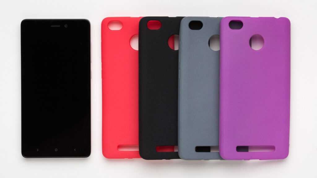 シリコーン成形品 (スマホカバー)