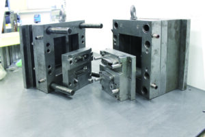 カセット金型の構造